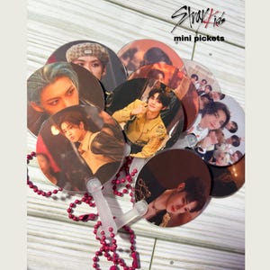 K-Pop Stray Kids ROCKSTAR Mini Fan Picket Keychain