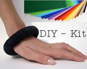 DIY Kit : Bracelet made of colored cardstock Paper jewelry