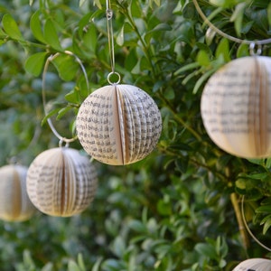 Sphere small - Christmas Decoration: Book Art hanging Ornament