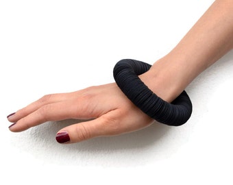 Statement Bracelet - made of black paper - CARTA