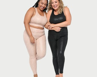 Leggings deportivos con estampado de guepardo metalizado