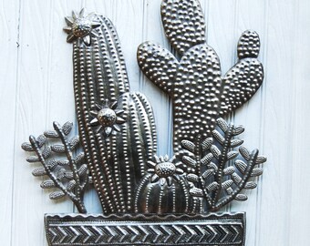 PRICKLY PEAR CACTUS, Metal Cactus, Metal Yard Art, Metal Garden Sculpture, Outdoor Garden Decor, Southwestern Decor, Haitian Metal, C-101