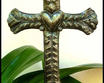 OUTDOOR GARDEN ART, Metal Cross Garden Plant Stake, 8" x 12",Garden Art - Haitian Recycled Steel Drum Metal Art, Grave Marker - ps-128