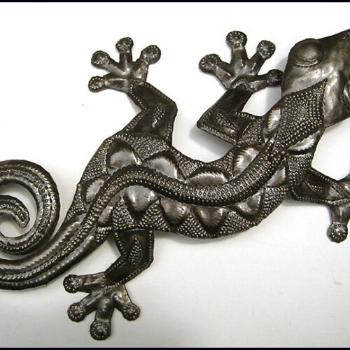 Painted Metal Gecko Wall Hanging Tropical Gecko Metal Art Etsy