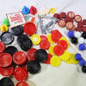 Game Pieces De-Stash, Checkers, Clue, Bingo, all sorts of stuff, Vintage