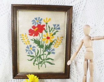 Needlepoint Flower Art, Wall Hanging, Handmade Art, Vintage