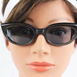Black Cat Eye Sunglass Frames, Cat Eye Glasses, Black Glass Frames, Vintage Cat Eye Glasses  -  5F