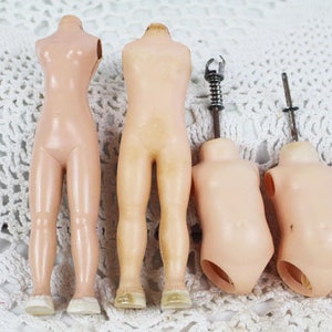 SALE - 4 Kunststoff Puppenkörper, Vintage Puppenkörper