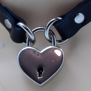 Verriegelung Submissive Collar in Nickel