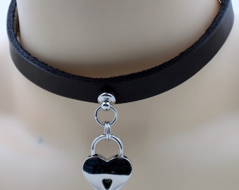 Captured Heart Submissive Collar (lock included) - Free US Shipping