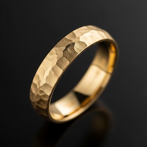 Hammered Tungsten Wedding Band, Men&#39;s Hammered Engagement Ring, Gold Tungsten Anniversary Band, Stackable Band, 14K Solid Yellow gold Band