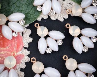 Vintage Milky White Opal Crystal Fan Pendants / Drops / Charms - 15mm - 2 Pieces