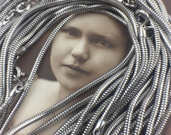Silver plated finished snake chain neck chains (1 neckchain)