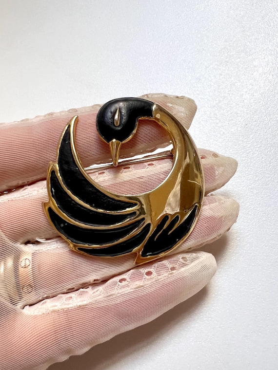 Orena paris ブローチ&イヤリングセット　ヴィンテージ　馬 Vintage Orena Paris Swan Brooch: Black Enamel Gold French Costume