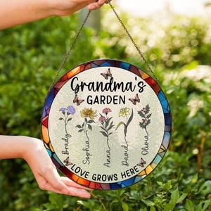 Personalized Grandma&#39;s Garden Suncatcher, Suncatchers Stained Glass Flower, Mothers Day Gifts fo Grandma, Nana Stained Glass Window Hangings