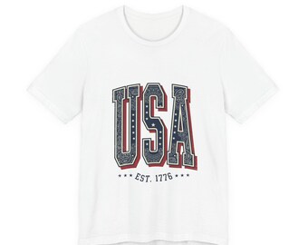 USA Vintage Americana Tee | 4th of July Patriotic Stars & Floral Graphic