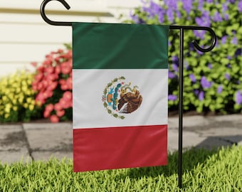 Mexican Flag Garden Banner: Poly-Poplin Outdoor Decor