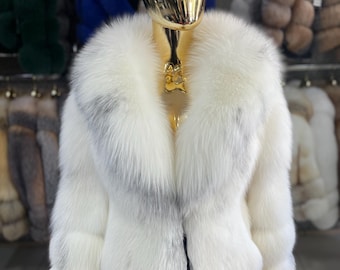 ラグジュアリーなシャドーホワイトフォックスファージャケット