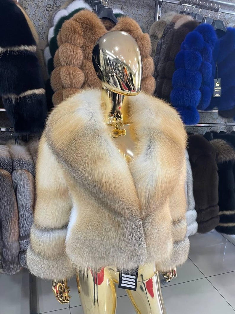 Luxurious Cream Light Brown Real Fur Coat For Women Elegant Winter Luxurious Cream Light Brown Real Fur Coat For Women Elegant Winter