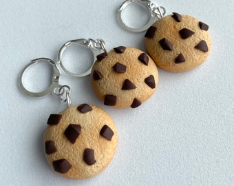 Chocolate Chip Cookie Latchback Stitch Markers