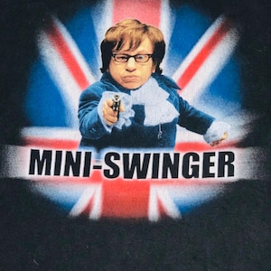 Vintage Comedy Movie AUSTIN POWERS Mini- Swinger 2002