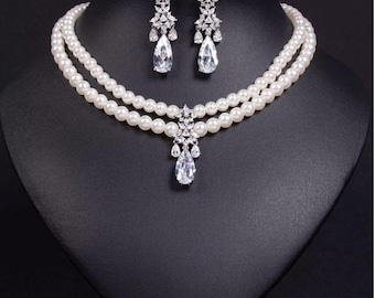 Regalia Pearl Necklace and Earring Set
