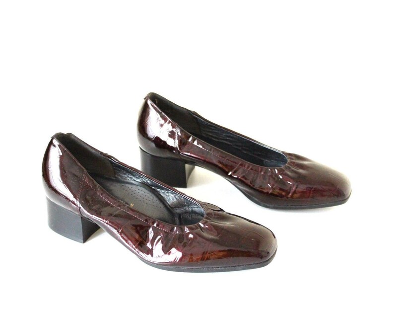 Vintage Deep Red 100% Real Patent Leather VALLEVERDE Italian Slip On Block Heel Comfort Women's Shoes Pumps Size UK5 EU38 Vintage Deep Red 100% Real Patent Leather VALLEVERDE Italian Slip On Block Heel Comfort Women's Shoes Pumps Size UK5 EU38