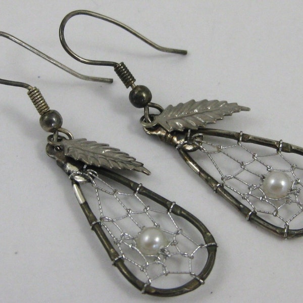 Vintage 70s 80s Silver Faux Pearl Dream Catcher Feather Long Dangle Pierced Ear Earrings