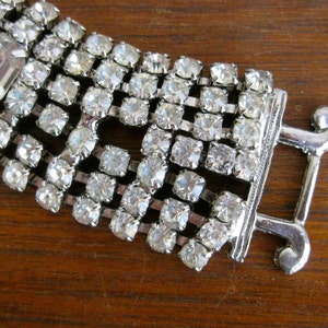 Vintage 50s 60s Silver Tone Metal & Rhinestone Link Bracelet image 4