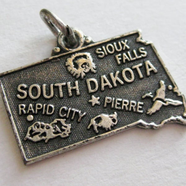 Vintage 50s Sterling Silver South Dakota State Souvenir Map Bracelet Charm