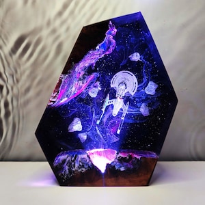 Star Trek USS NCC 1701G Night light, USS Ncc 1701- G Model, Star trek model, Customer night light, Resin night light, star trek Figure, Lamp