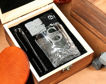 Personalized Whiskey Glass Set with Wooden Box, Groomsmen Gift, Best Man Gift, Groomsman Proposal, Boyfriend Gift, Gifts for Men