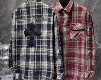 Camicia in flanella gotica vintage: toppa con croce ricamata, plaid oversize