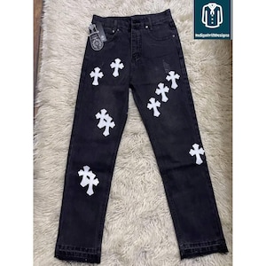 Schwarze Denim Jeans mit Weißen Gothic Cross Aufnähern