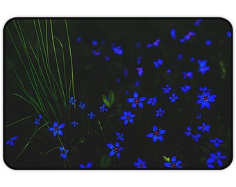 Tappetino da scrivania con fiori di campo viola: vivace decorazione per ufficio, in neoprene antiscivolo