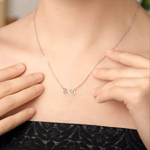 Silber, Gold, Rosegold Infinity Halskette | Personalisierte Notizkarte | Brautjungfer Geschenk | Freundschaft zur Unendlichkeit | Geschenke | Infinity Halskette