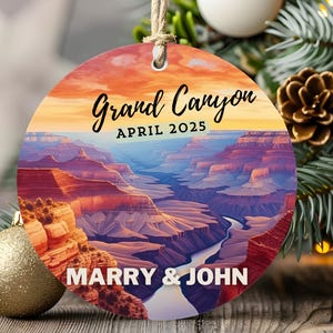 Grand Canyon Travel Ornament, USA travel Christmas Gift, Nature Adventure Keepsake, Family USA Holiday Memory Decor