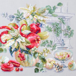 Räknekorsstygnskit - Vinterimprovisation av Magic Needle 120-011. Broderimönster med blommor och vintergodis.