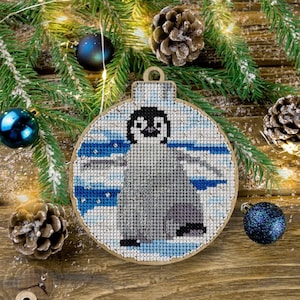 Cross-stitch Kit on Wood by Wonderland Crafts FLW-013 – Cute Baby Penguin Wooden Ornament for Christmas Embroidery & Winter Needlework