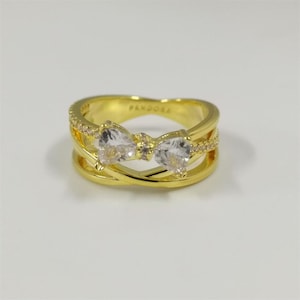 Pandora Sparkling Bow & Crossover Band Ring
