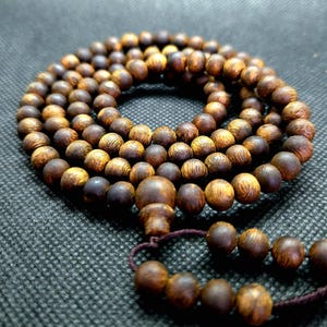 Paarse Kyara Mala-armband | 7 mm | Vietnam Nha Trang | 100% natuurlijk | Kyra Kynam Oud-agarhout | 18,36 g