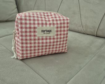 Handmade Quilted Gingham Makeup Bag: Cotton Travel Toiletry Case