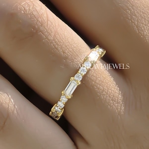 Alliance baguette en moissanite, bague éternité empilable en or 14 carats, alliance assortie à toutes vos bagues