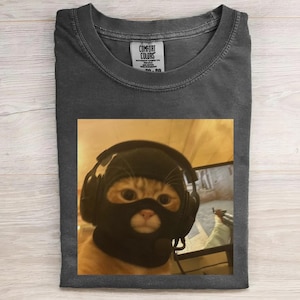 Vintage Funny Flying Cat Meme Shirt, Cat Lover Gift Shirt, Gen Z Joke Shirt, Pilot Cat Tee, Silly Meme Gift Shirt, Funny Kitty Tee