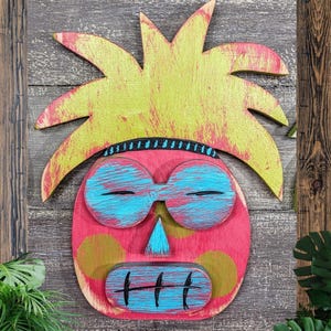 Beach Comber Pineapple Tiki Mask Whimsical Sun Worshipper Game Room Bar Sign Hawaiian Tiki Wall Hanging Wedding Accent Beach Bum Decor