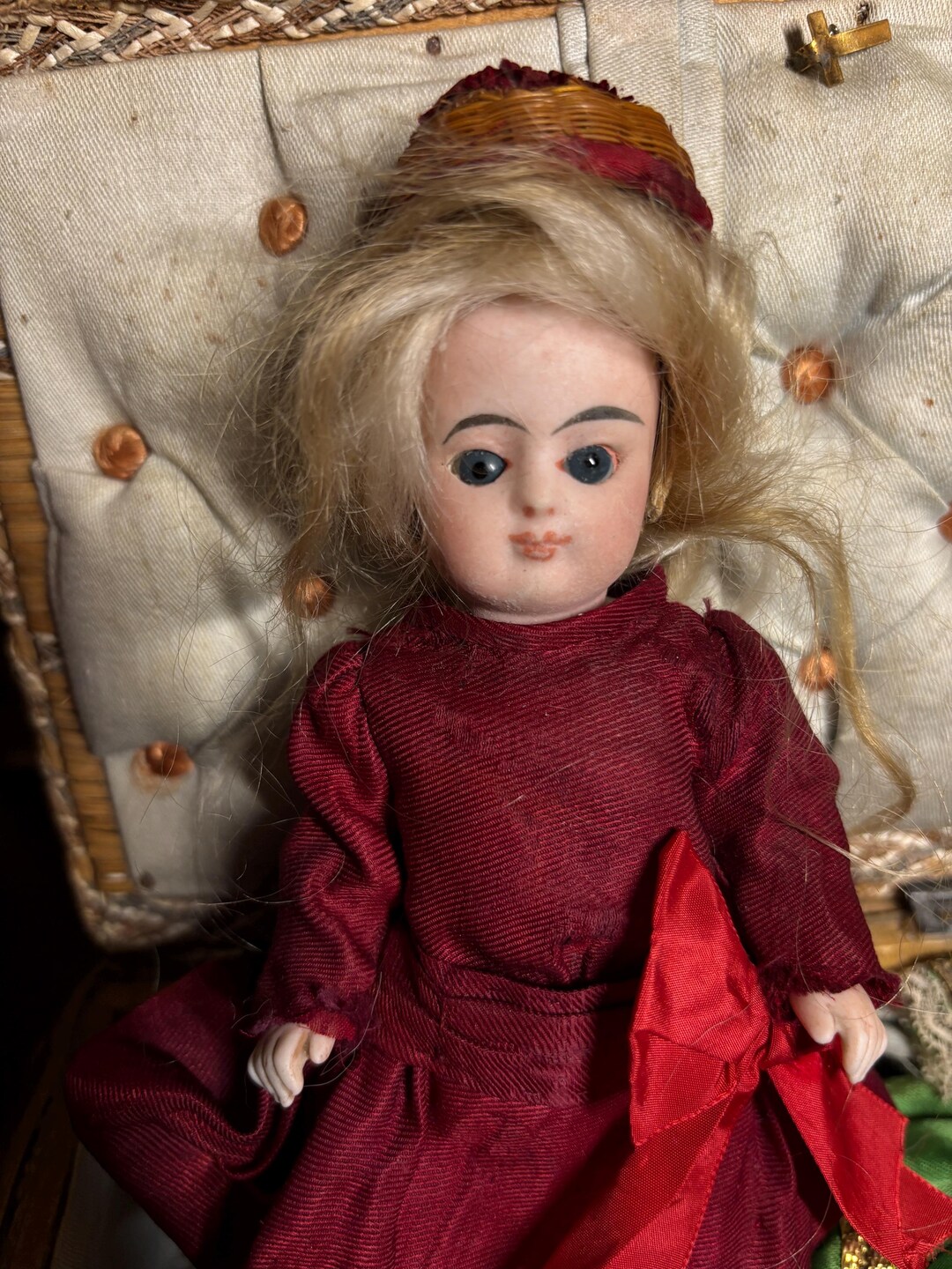Mignonnette Poupée Ancienne En Porcelaine - All Bisque - Fabrication Française - Époque