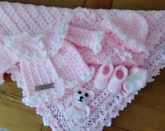 Conjunto de manta para niña tejida a mano al crochet