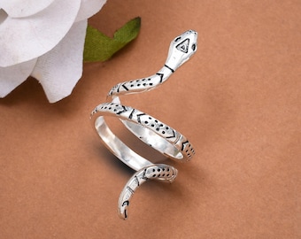 Adjustable Brass Snake Ring: Gothic Boho Serpent Jewelry