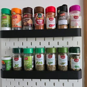 Spice holder suitable for IKEA Skadis pegboard organizer, storage holder