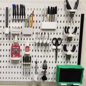 Accessory set suitable for Skadis pegboard, 10 hooks, 1 pen holder, 1 box storage organization DIY workshop pegboard
